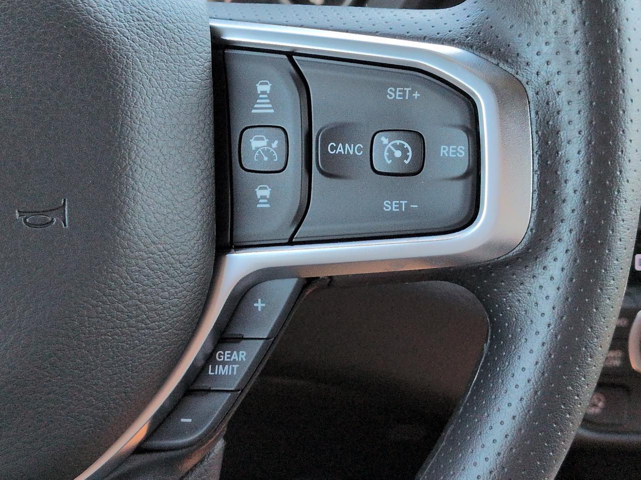 2027 Ram 1500 Express Appleton WI