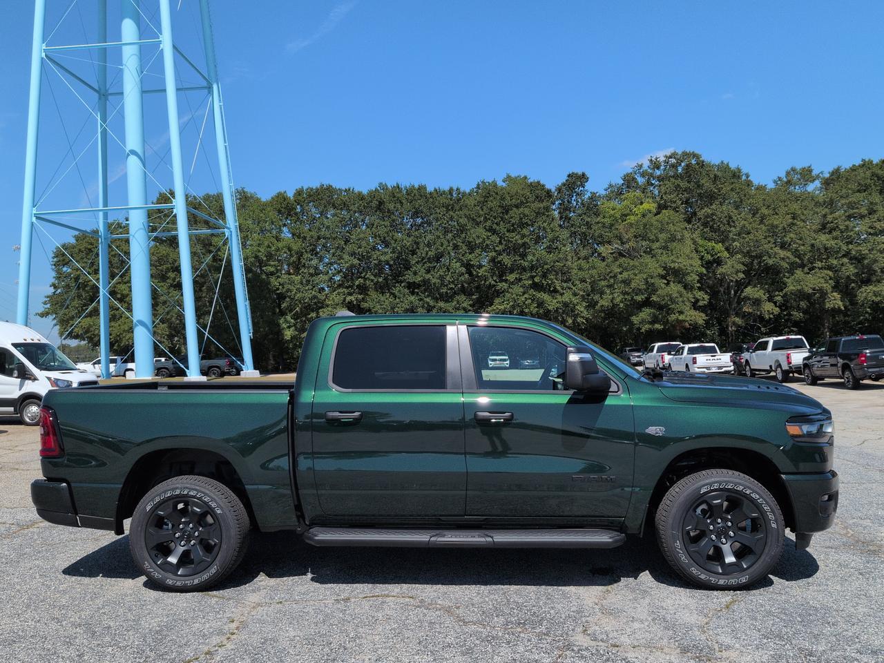 2027 Ram 1500 Express Appleton WI