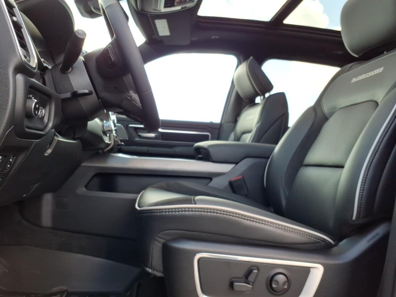 2027 Ram 1500 Laramie Uvalde TX