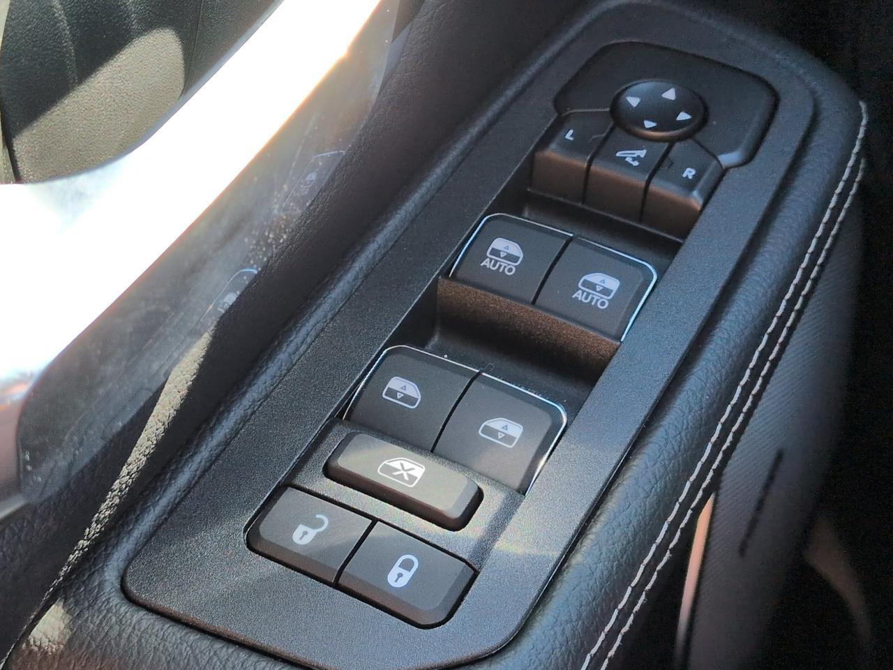 2027 Ram 1500 Laramie Appleton WI