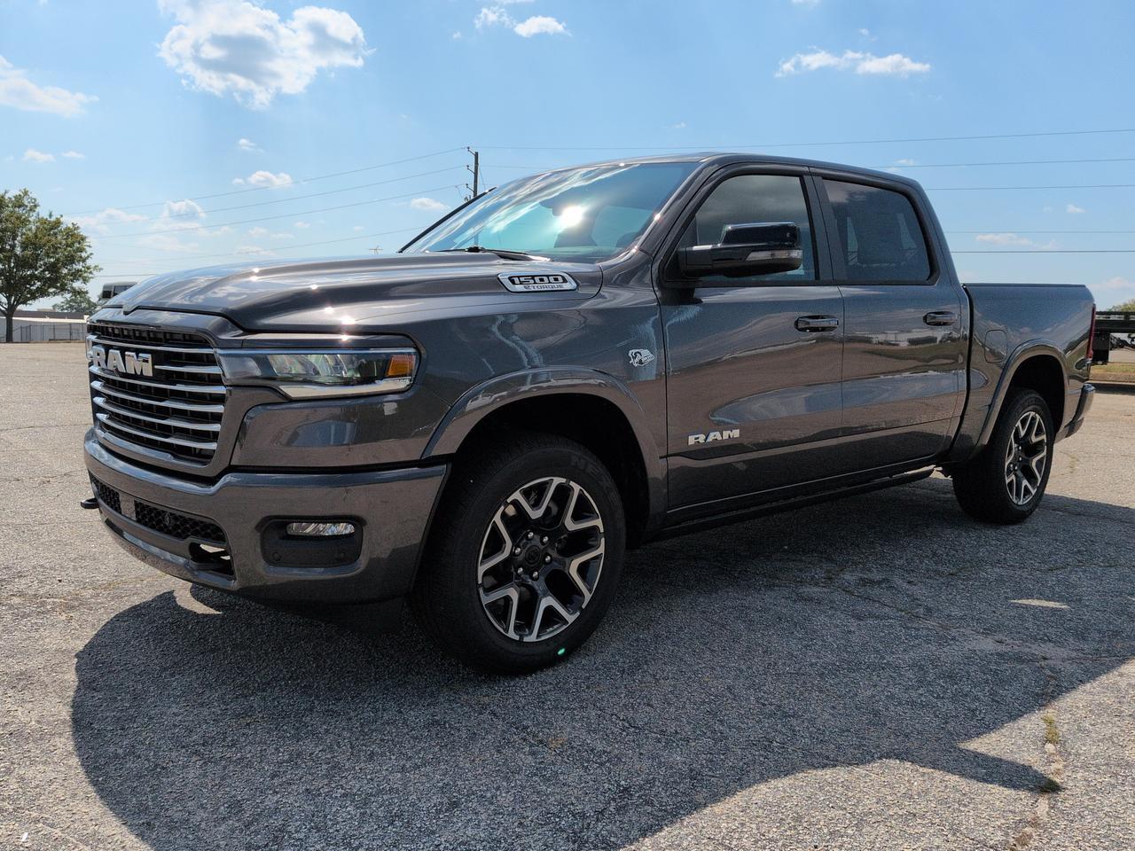2027 Ram 1500 Laramie Appleton WI