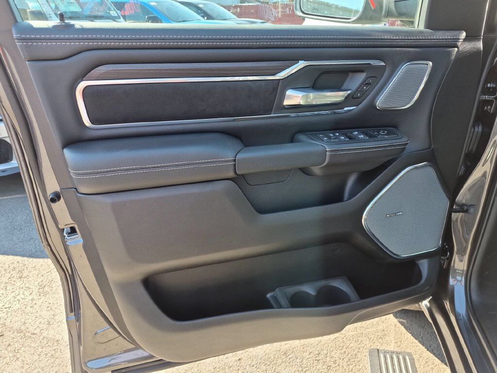 2027 Ram 1500 Laramie Gresham OR