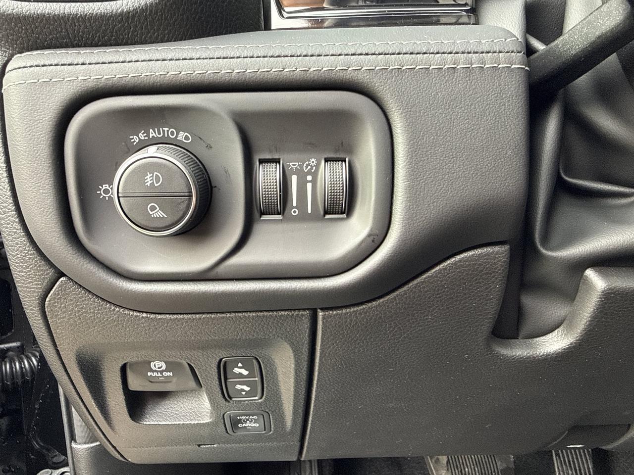 2027 Ram 1500 Limited Crew Cab 4x4 | 3L Twin Turbo | Ebony Red Black Quilted Leather | Massage Seats | Sunroof Redwater AB