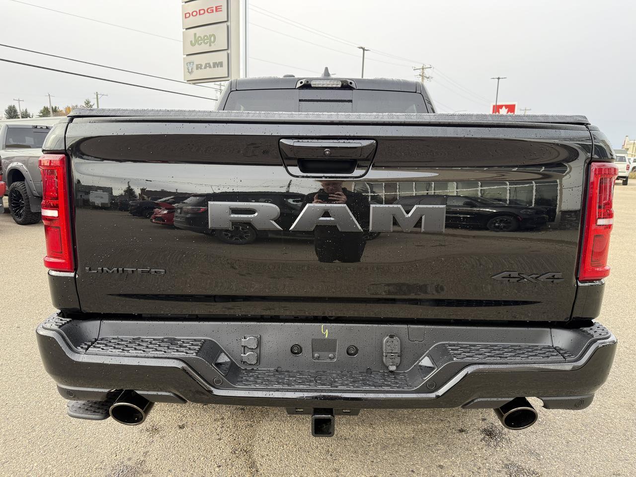 2027 Ram 1500 Limited Crew Cab 4x4 | 3L Twin Turbo | Ebony Red Black Quilted Leather | Massage Seats | Sunroof Redwater AB