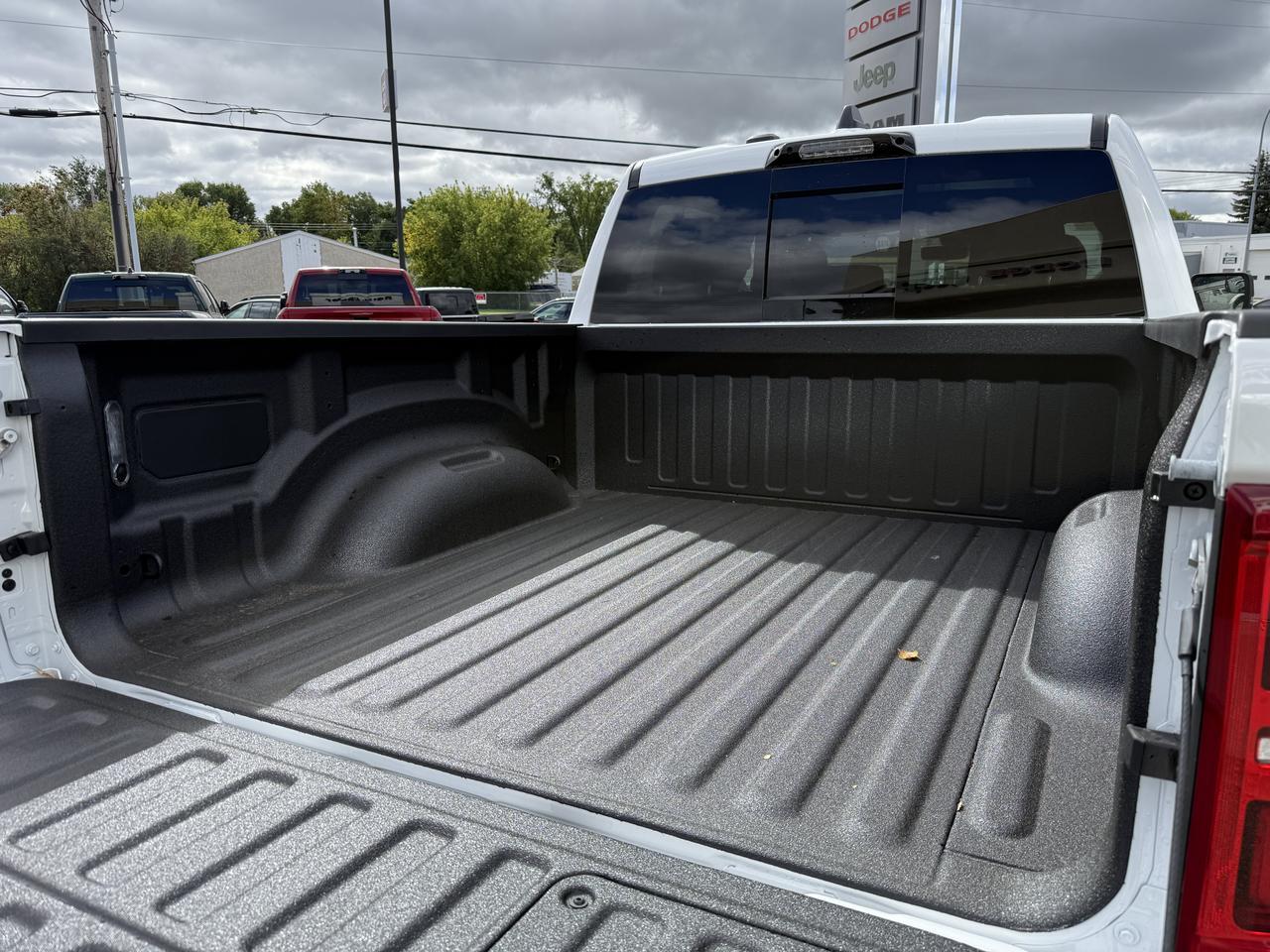 2027 Ram 1500 RHO Crew Cab 4x4 | 3L Twin Turbo | Bright White | Black Premium Leather | Pano Sunroof | NAV Redwater AB
