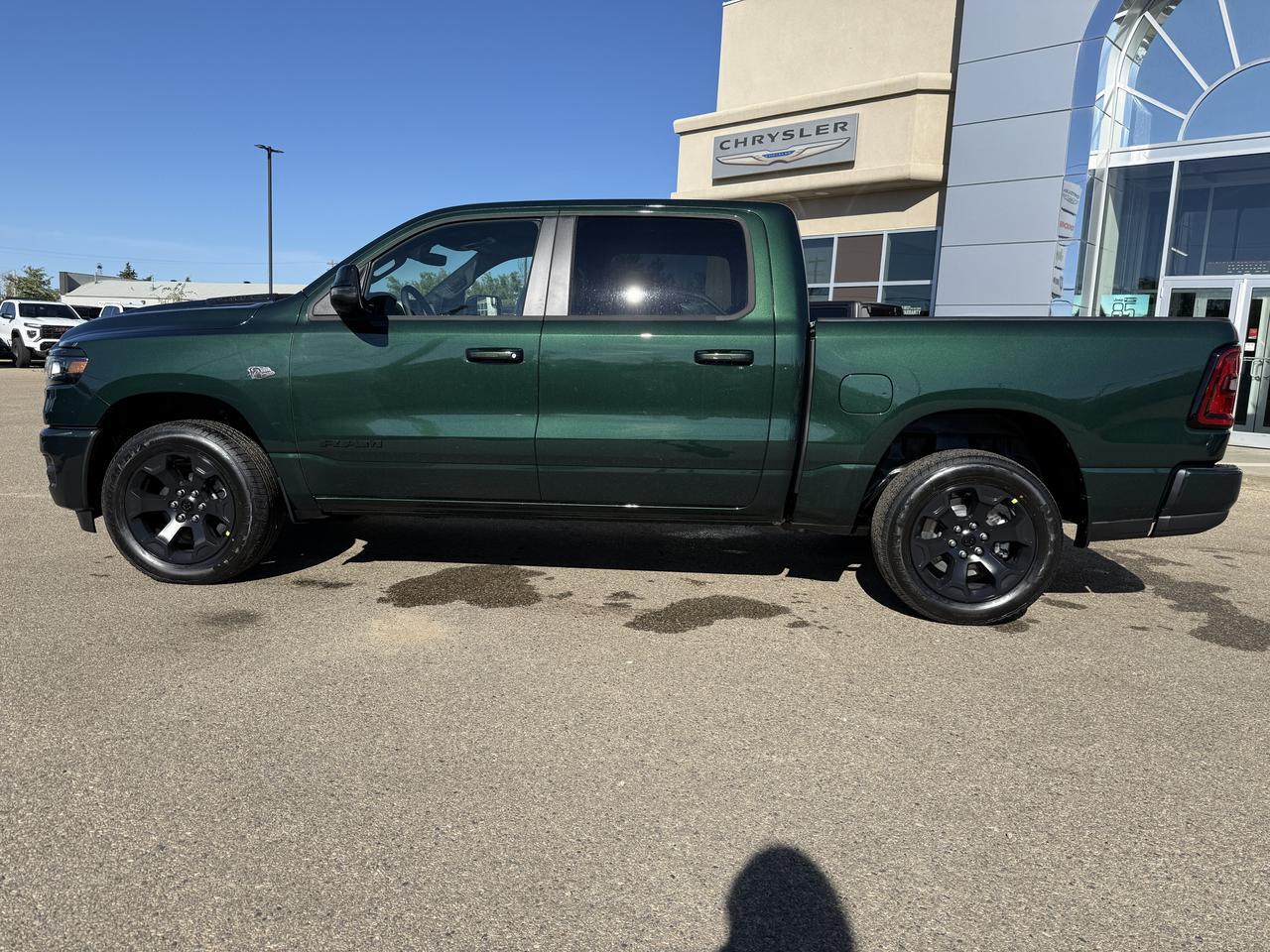 2027 Ram 1500 Sport Crew Cab 4x4 | 3L Hurricane | 12IN Touchscreen | Leather | Heated Front Seats | NAV Redwater AB