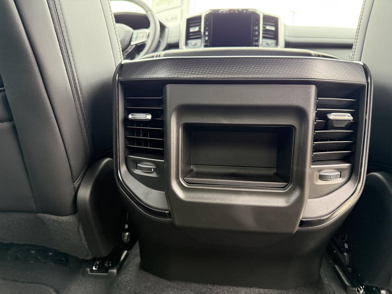 2027 Ram 1500 Sport Crew Cab 4x4 | 3L Hurricane | 12IN Touchscreen | NAV | Heated Front Seats | Remote Start Redwater AB