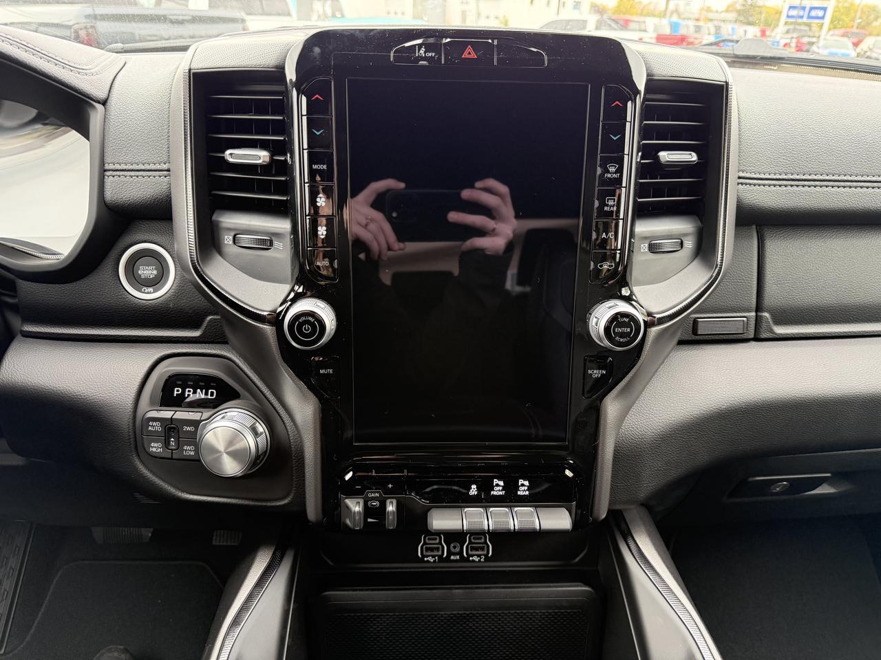 2027 Ram 1500 Sport Crew Cab 4x4 | 3L Hurricane | 12IN Touchscreen | NAV | Heated Front Seats | Remote Start Redwater AB