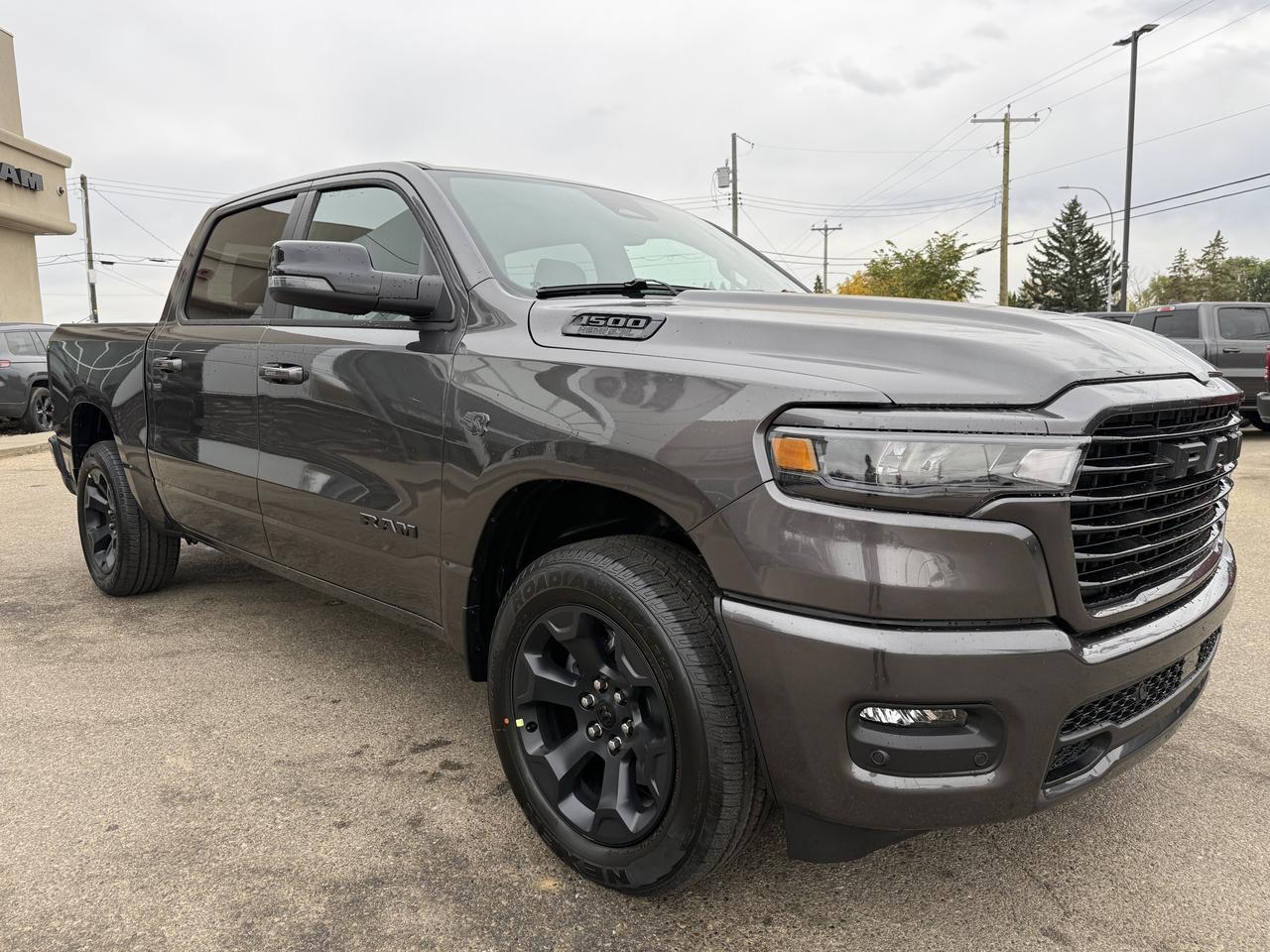 2027 Ram 1500 Sport Crew Cab 4x4 | 3L Hurricane | 12IN Touchscreen | NAV | Heated Front Seats | Remote Start Redwater AB
