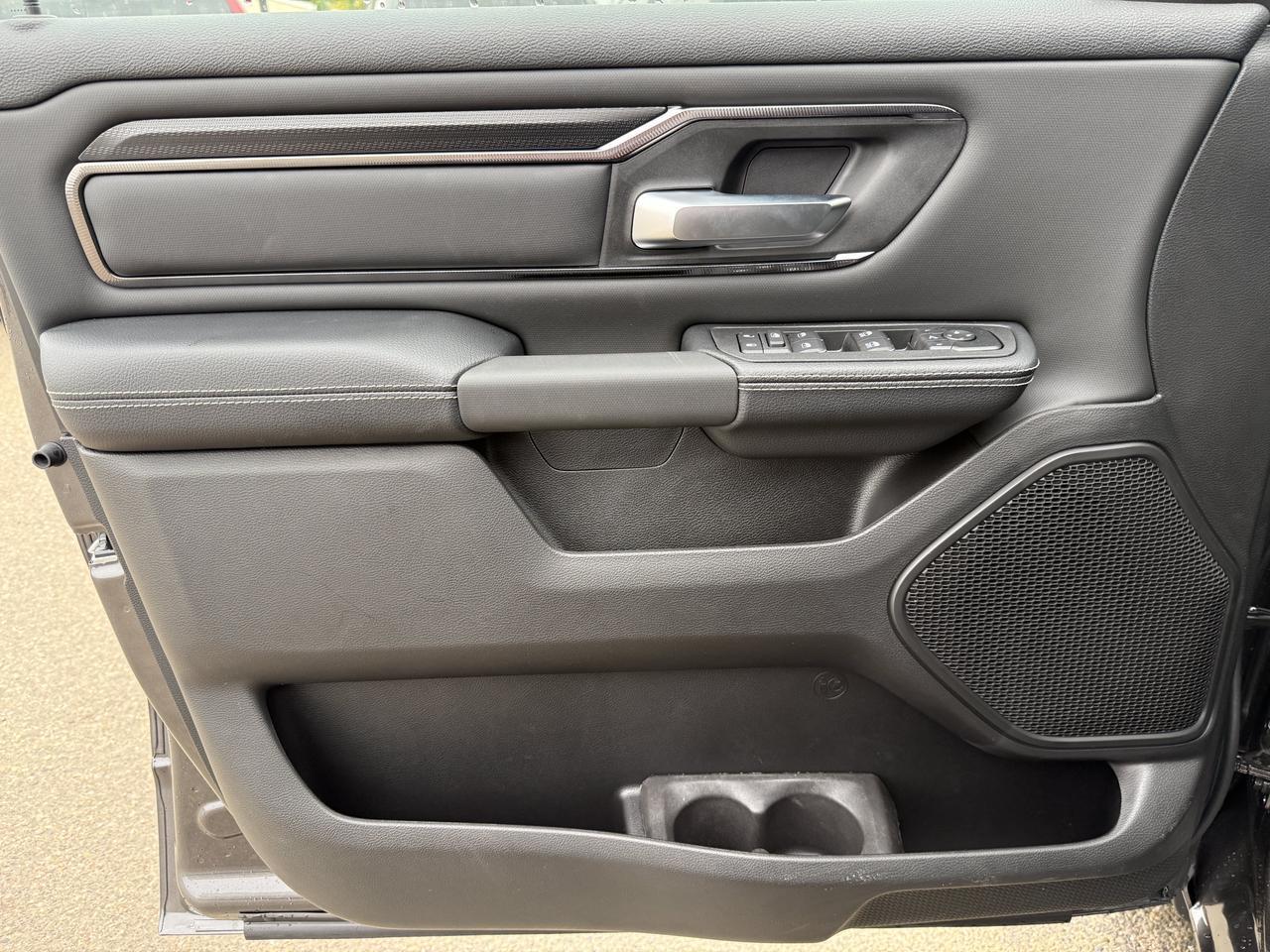 2027 Ram 1500 Sport Crew Cab 4x4 | 3L Hurricane | 12IN Touchscreen | NAV | Heated Front Seats | Remote Start Redwater AB