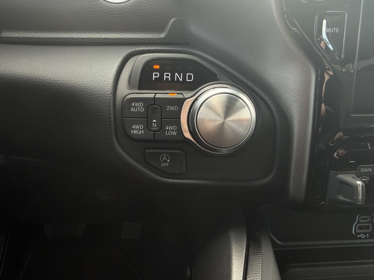 2027 Ram 1500 Sport Crew Cab 4x4 | 3L Hurricane | NAV | 12IN Touchscreen Display | Heated Front Seats Redwater AB