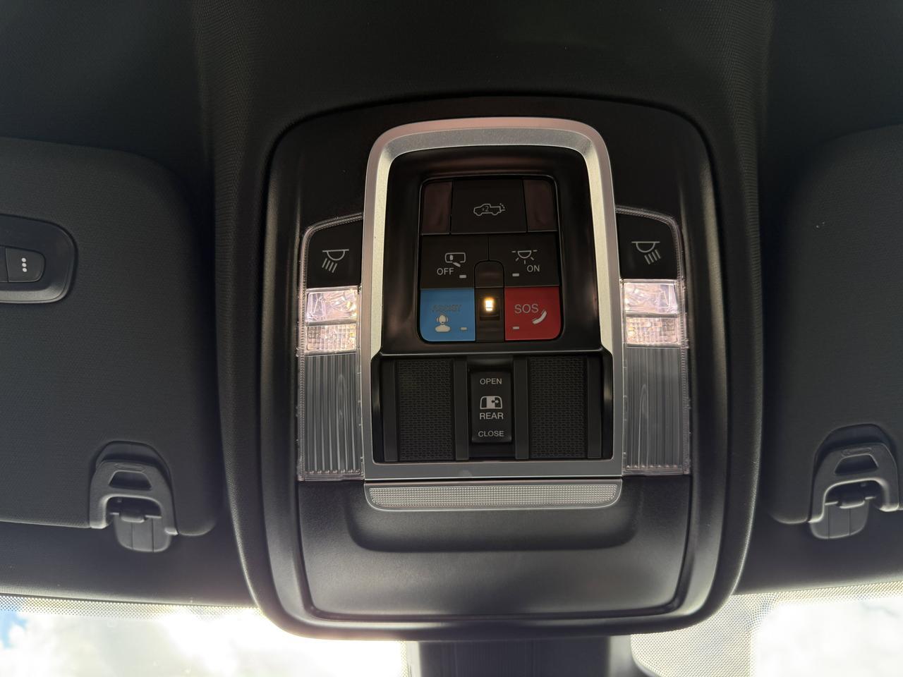 2027 Ram 1500 Sport Crew Cab 4x4 | 3L Hurricane | NAV | 12IN Touchscreen Display | Heated Front Seats Redwater AB