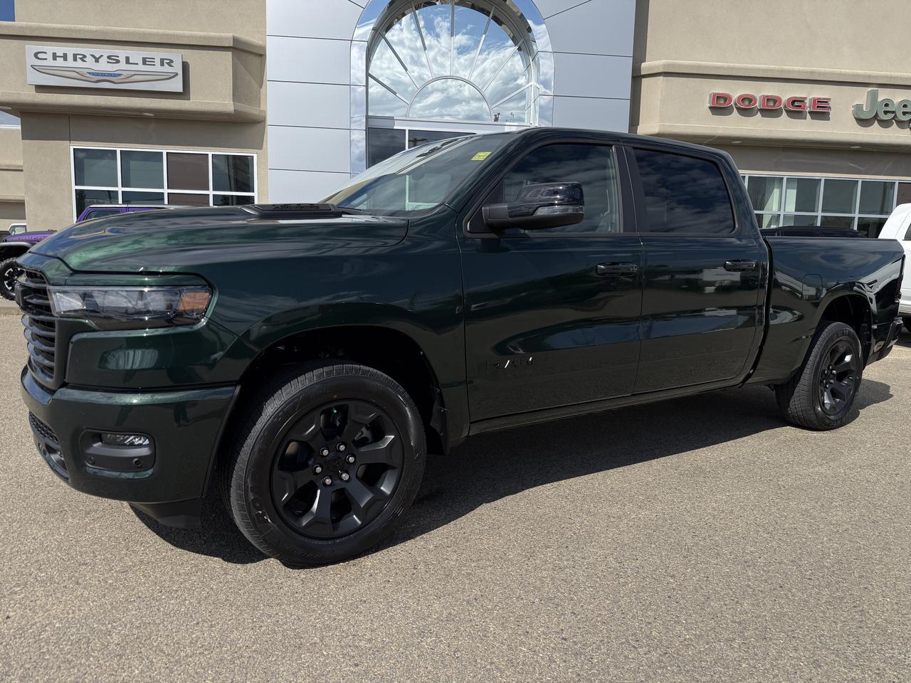 2027 Ram 1500 Sport Crew Cab 4x4 | 3L Hurricane | NAV | 12IN Touchscreen Display | Heated Front Seats Redwater AB