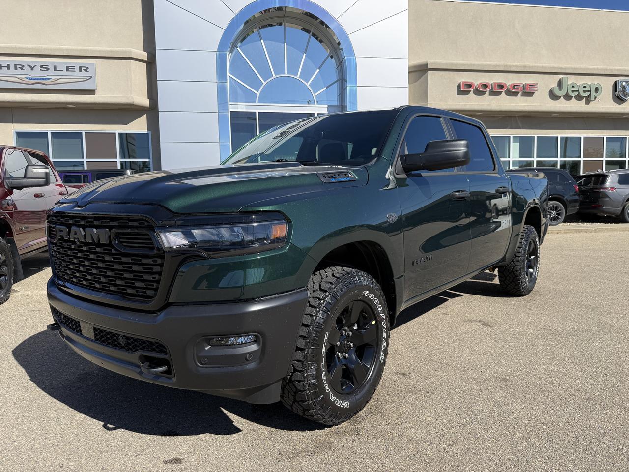 2027 Ram 1500 Warlock Crew Cab 4x4 | V8 HEMI | Serrano Green | Black Cloth | Touchscreen | Backup Camera | Towing Redwater AB