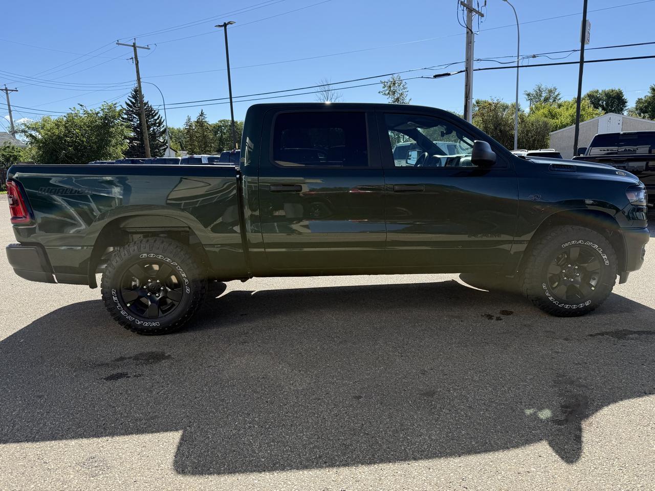 2027 Ram 1500 Warlock Crew Cab 4x4 | V8 HEMI | Serrano Green | Black Cloth | Touchscreen | Backup Camera | Towing Redwater AB