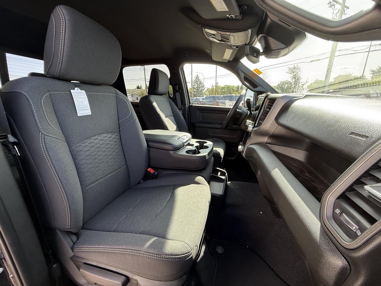 2027 Ram 2500 Black Express Crew Cab 4x4 | Cummins Diesel | Forged Blue | Black Interior | NAV | 12IN Display Redwater AB