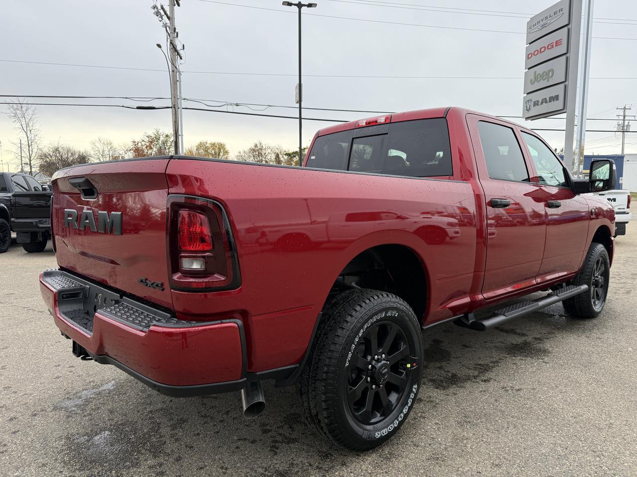 2027 Ram 2500 Black Express Crew Cab 4x4 | Cummins Diesel | Premium Cloth | 12IN Display | ParkView Cam Redwater AB