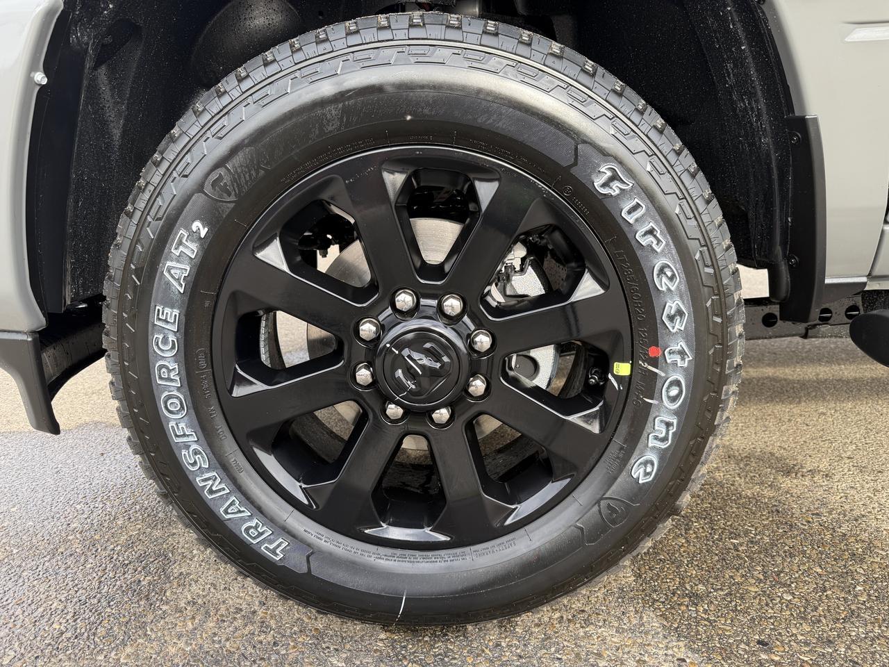 2027 Ram 2500 Express Crew Cab 4x4 | Cummins Diesel | HD Towing | Touchscreen | NAV | Backup Camera Redwater AB