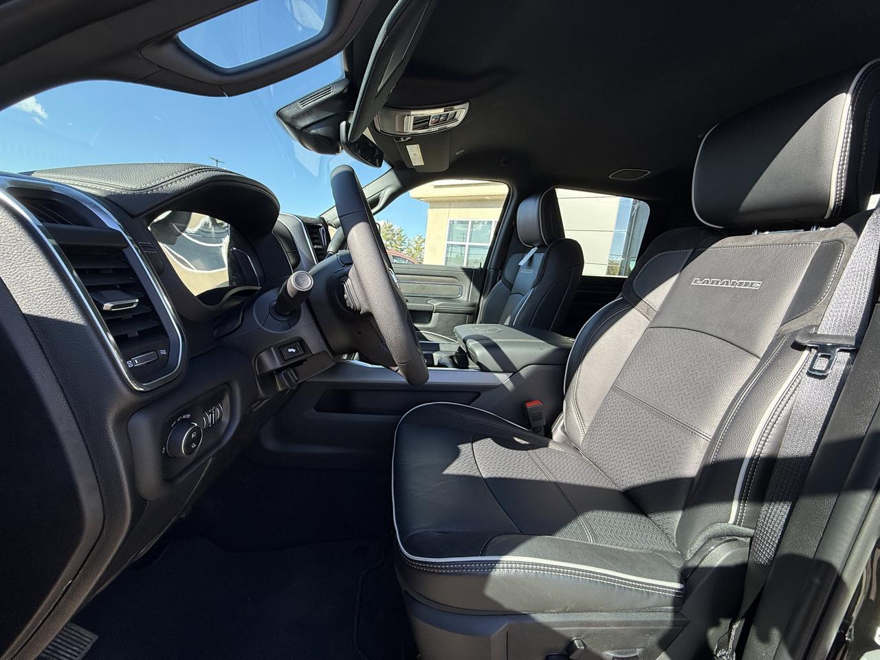 2027 Ram 2500 Laramie Crew Cab 4x4 | Cummins Diesel | Black Leather | Heated Vented Front Seats | 5th Wheel Towing Redwater AB
