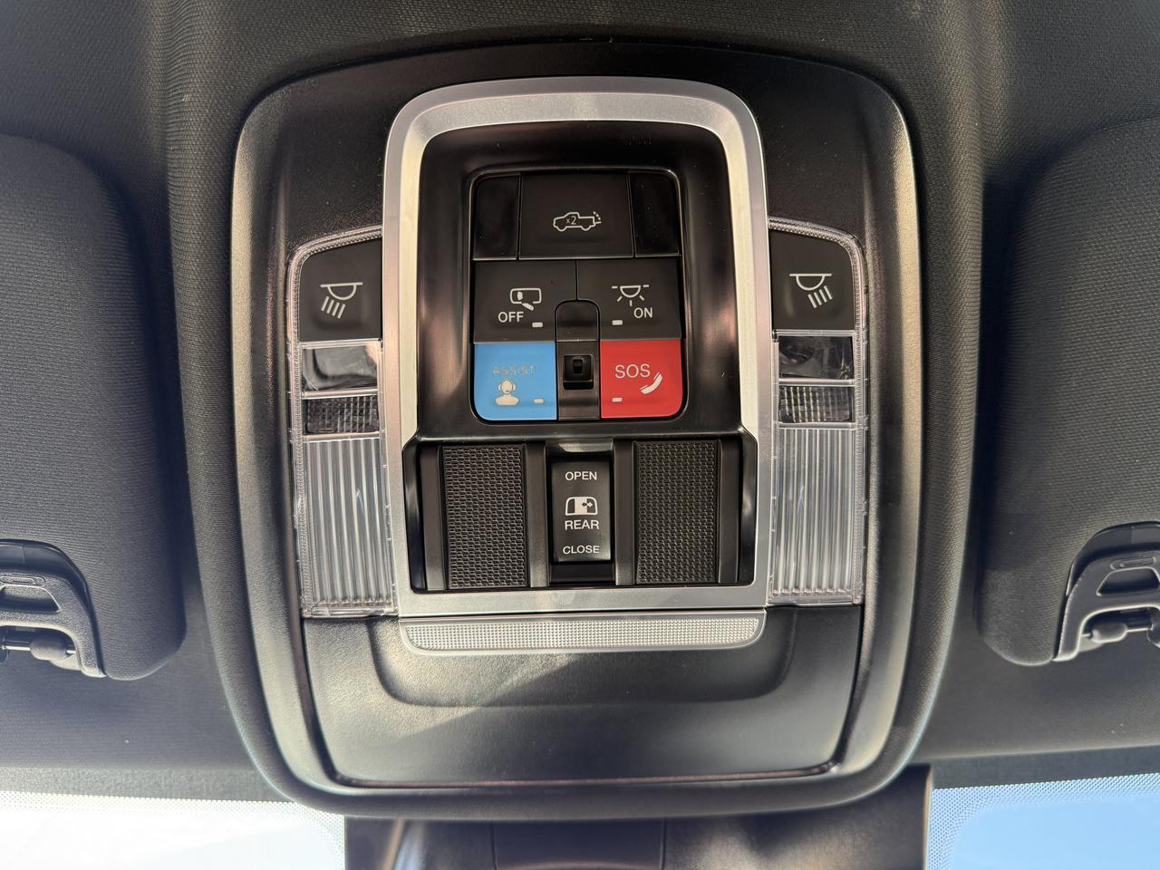 2027 Ram 2500 Laramie Crew Cab 4x4 | Cummins Diesel | Black Leather | Heated Vented Front Seats | 5th Wheel Towing Redwater AB