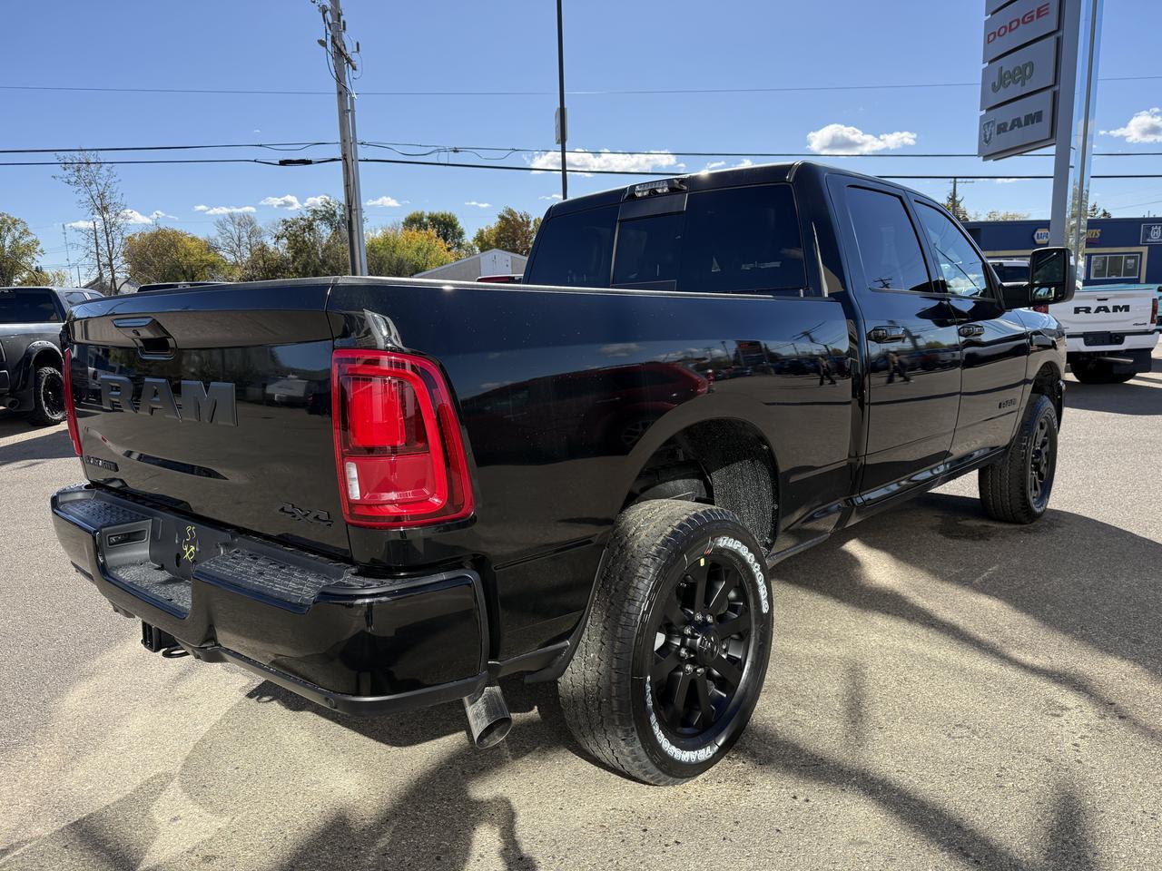 2027 Ram 2500 Laramie Crew Cab 4x4 | Cummins Diesel | Black Leather | Heated Vented Front Seats | 5th Wheel Towing Redwater AB