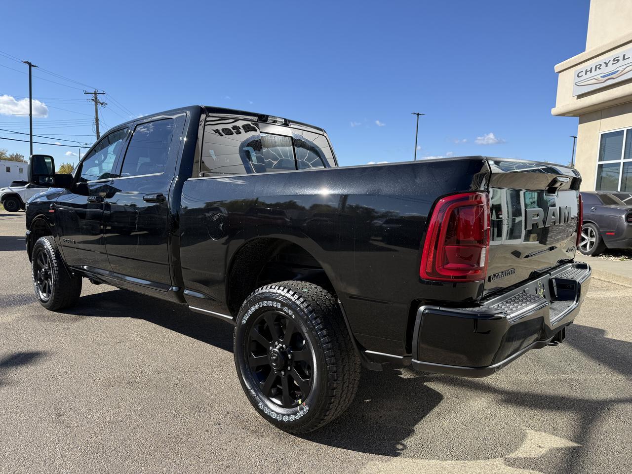 2027 Ram 2500 Laramie Crew Cab 4x4 | Cummins Diesel | Black Leather | Heated Vented Front Seats | 5th Wheel Towing Redwater AB