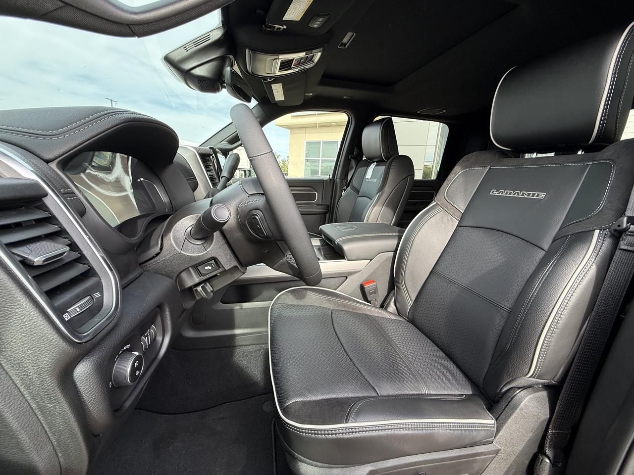 2027 Ram 2500 Laramie Crew Cab 4x4 | Cummins Diesel | Forged Blue | Black Leather Seats | Power Sunroof Redwater AB