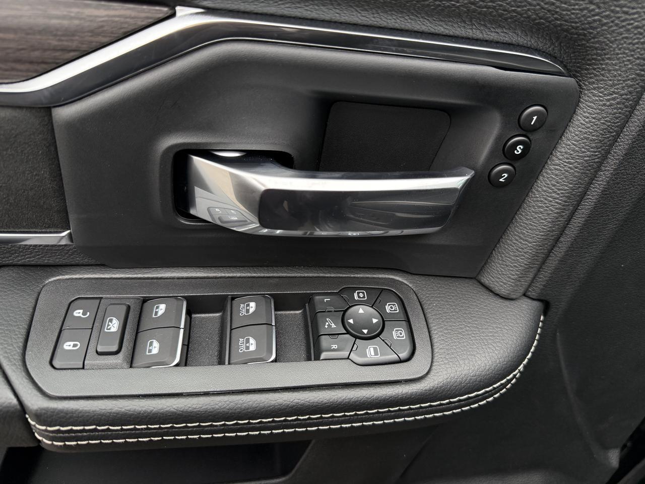 2027 Ram 2500 Laramie Mega Cab 4x4 | Cummins Diesel | Black Leather | Night Edition | Power Sunroof | 12IN Display Redwater AB