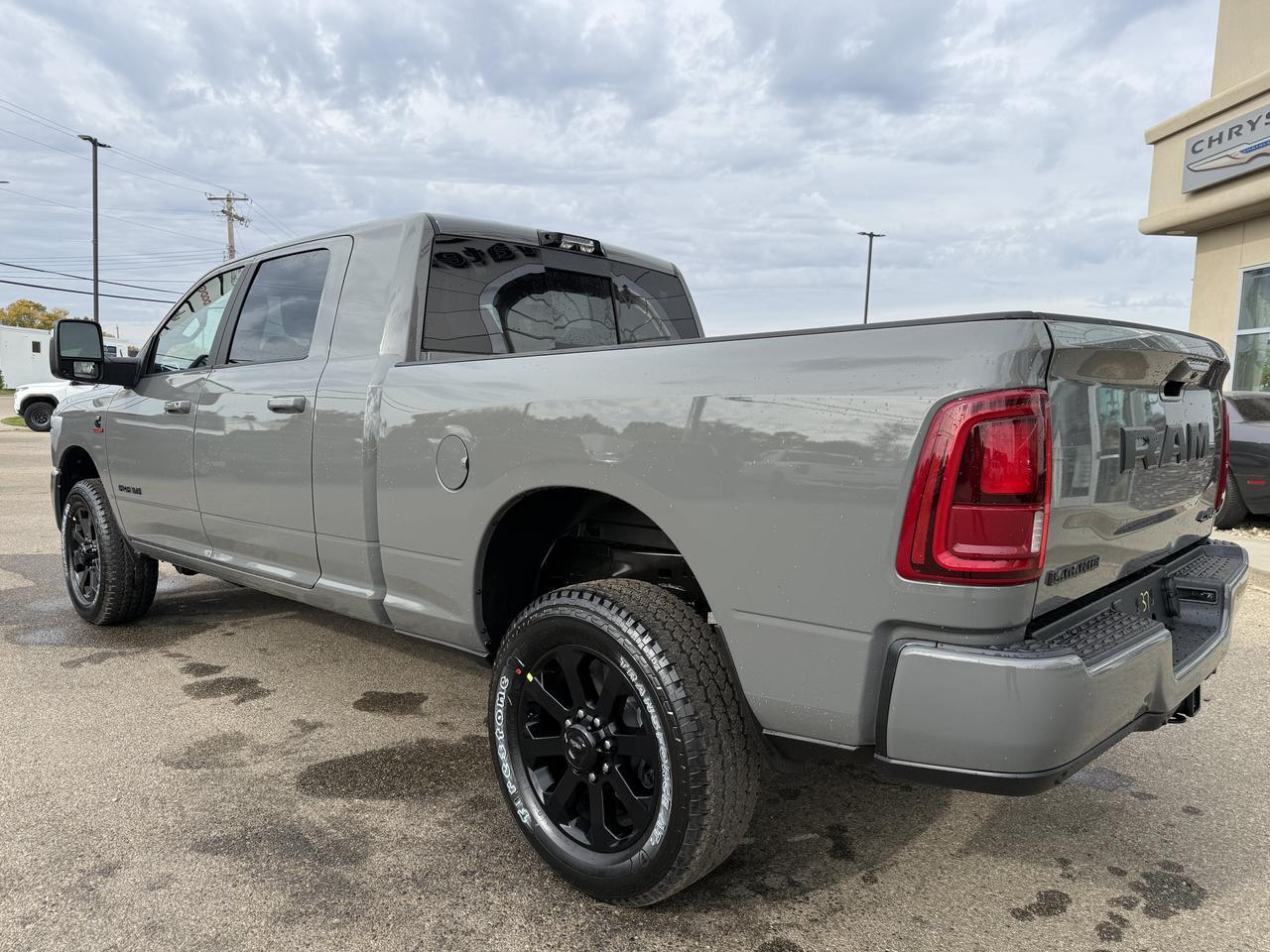2027 Ram 2500 Laramie Mega Cab 4x4 | Cummins Diesel | Leather | 12IN Touchscreen | NAV | HD Towing Redwater AB