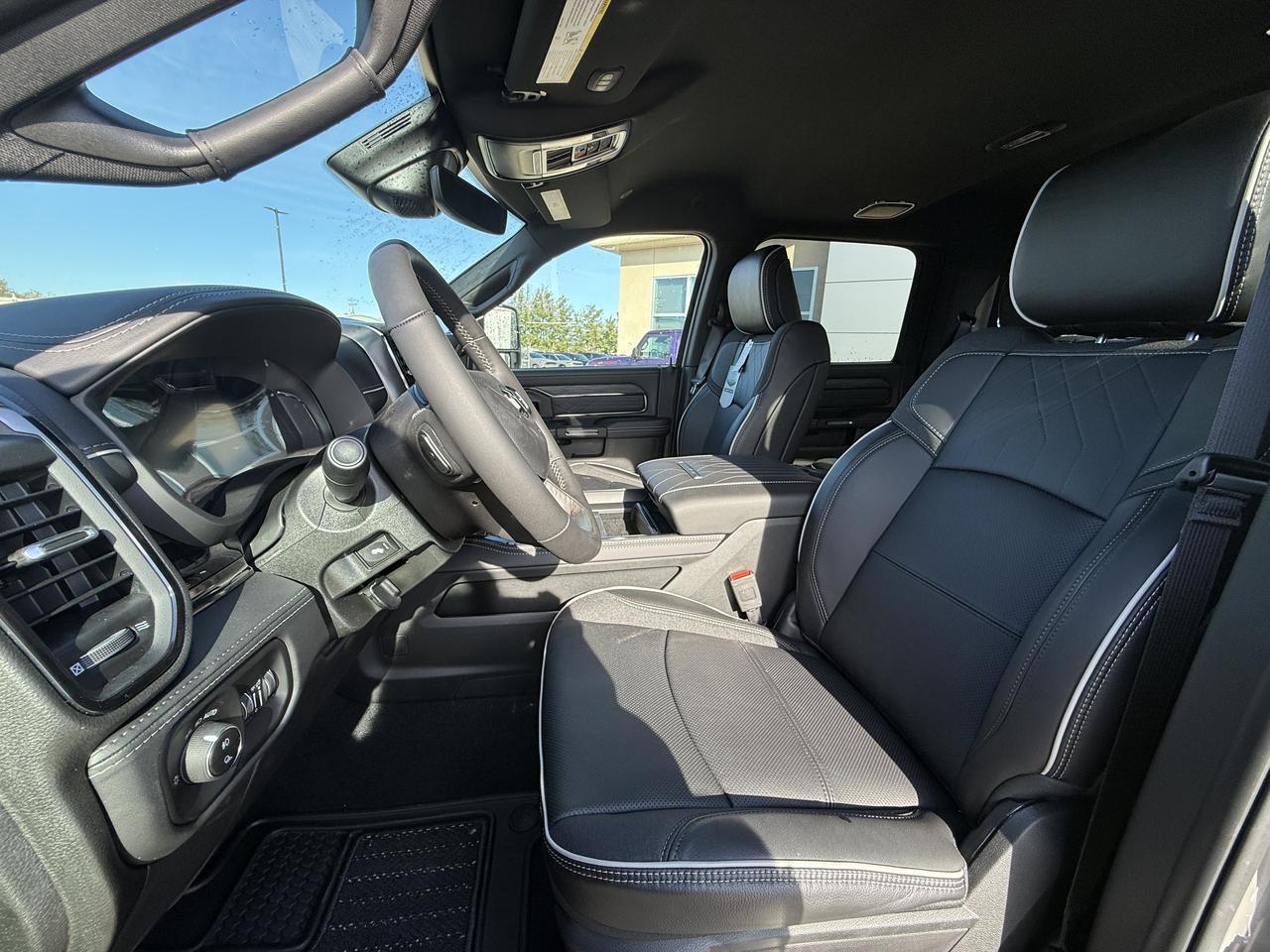 2027 Ram 2500 Limited Crew Cab 4x4 | Cummins Diesel | Ceramic Grey | Black Leather | 17 Speakers Redwater AB