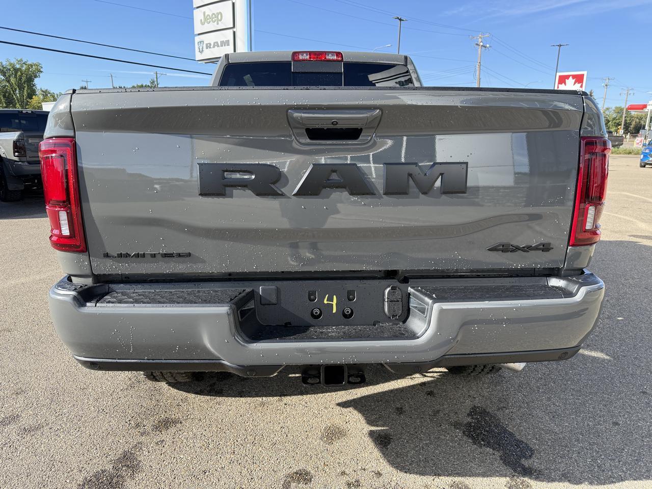 2027 Ram 2500 Limited Crew Cab 4x4 | Cummins Diesel | Ceramic Grey | Black Leather | 17 Speakers Redwater AB