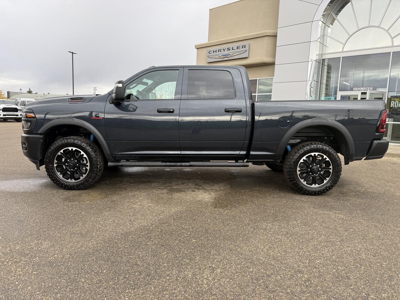 2027 Ram 2500 Warlock Crew Cab 4x4 | 5th Wheel Prep | Front Bench | ParkView Cam | 12IN Display Redwater AB