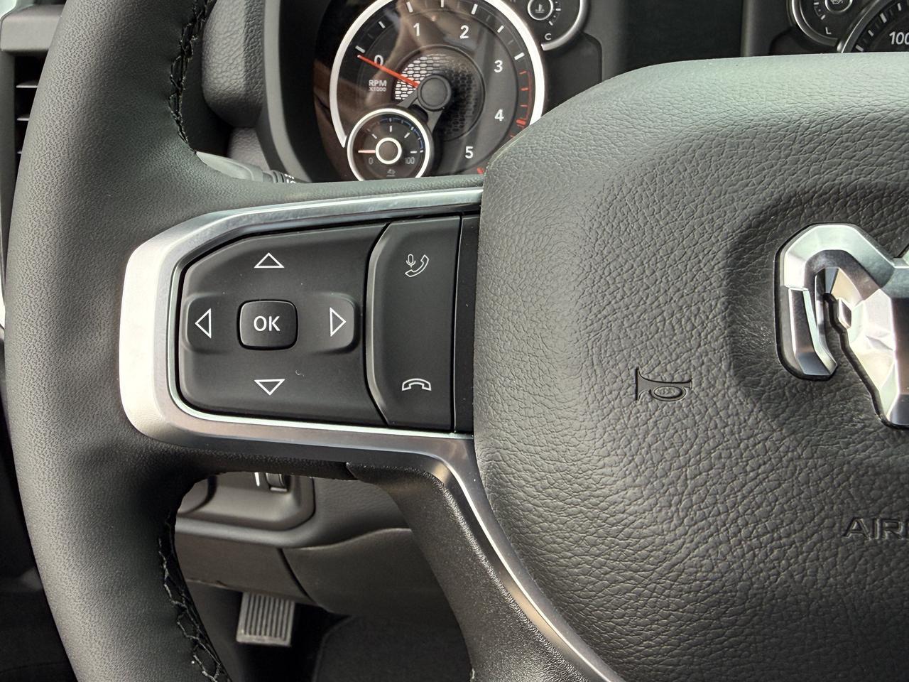 2027 Ram 3500 Big Horn Crew Cab 4x4 | Cummins Diesel | NAV | 12IN Display | Heated Seats | Remote Start Redwater AB