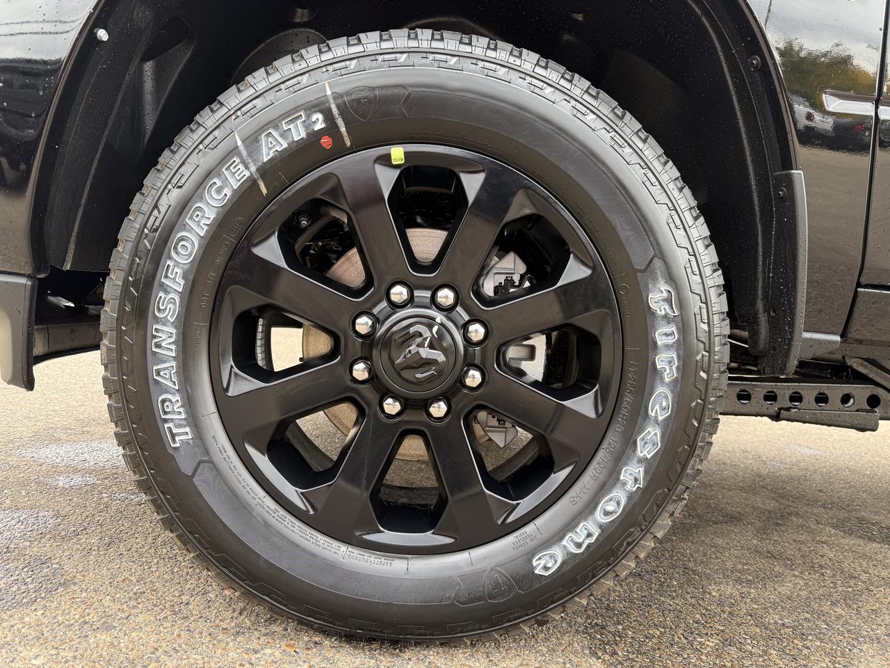 2027 Ram 3500 Big Horn Crew Cab 4x4 | Cummins Diesel | NAV | 12IN Display | Heated Seats | Remote Start Redwater AB
