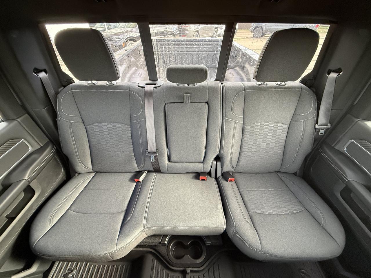 2027 Ram 3500 Big Horn Crew Cab 4x4 | Cummins Diesel | NAV | 12IN Display | Heated Seats | Remote Start Redwater AB