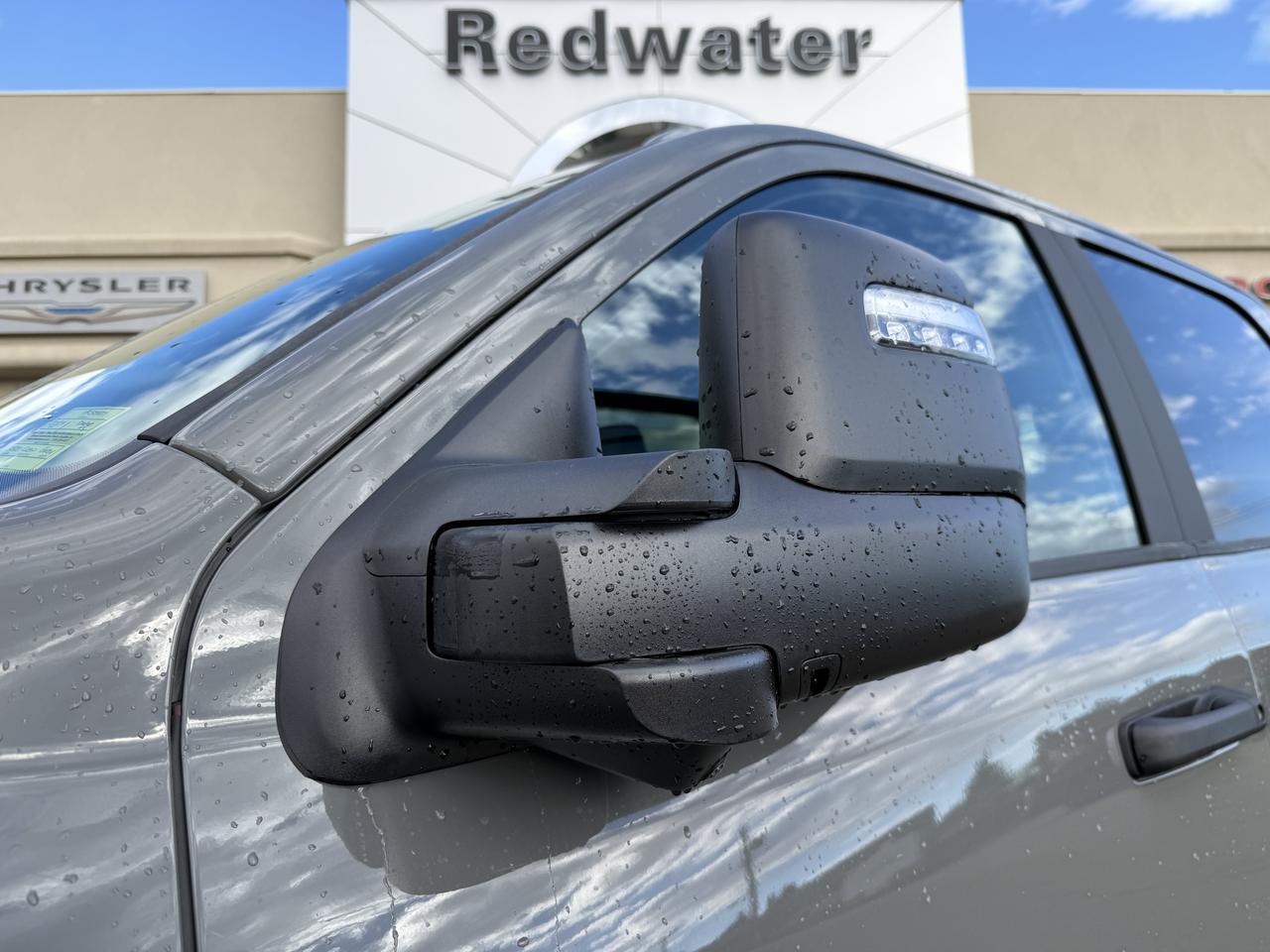2027 Ram 3500 Big Horn Crew Cab 4x4 | Cummins Diesel | NAV | 12IN Display | Heated Seats | Remote Start Redwater AB