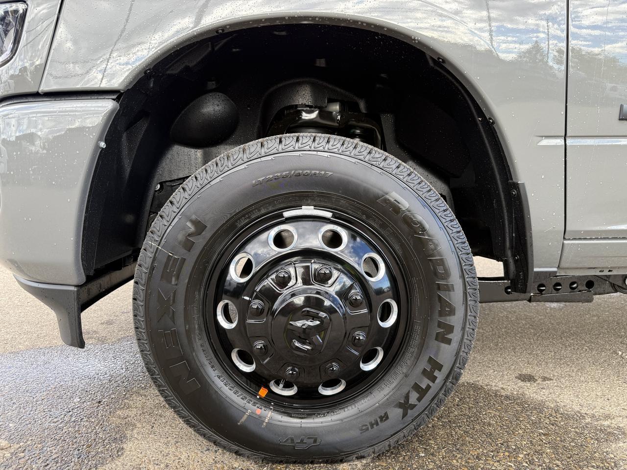 2027 Ram 3500 Big Horn Crew Cab 4x4 | Cummins Diesel | NAV | 12IN Display | Heated Seats | Remote Start Redwater AB