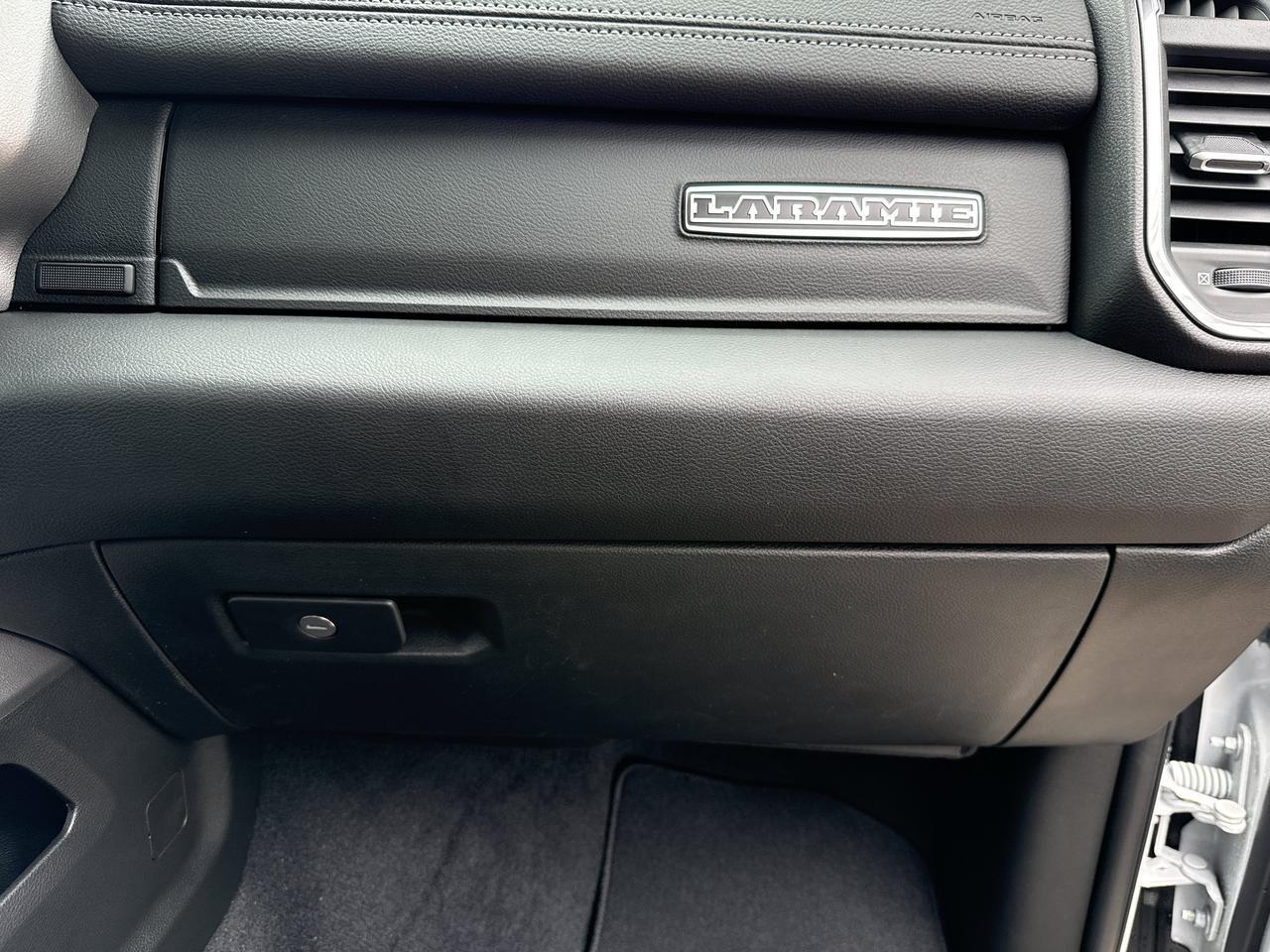 2027 Ram 3500 Laramie Night Edition Crew Cab 4x4 | Cummins Diesel | Black Leather | 12IN Touchscreen | NAV Redwater AB