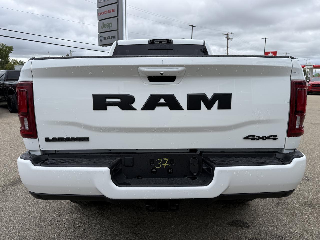 2027 Ram 3500 Laramie Night Edition Crew Cab 4x4 | Cummins Diesel | Black Leather | 12IN Touchscreen | NAV Redwater AB