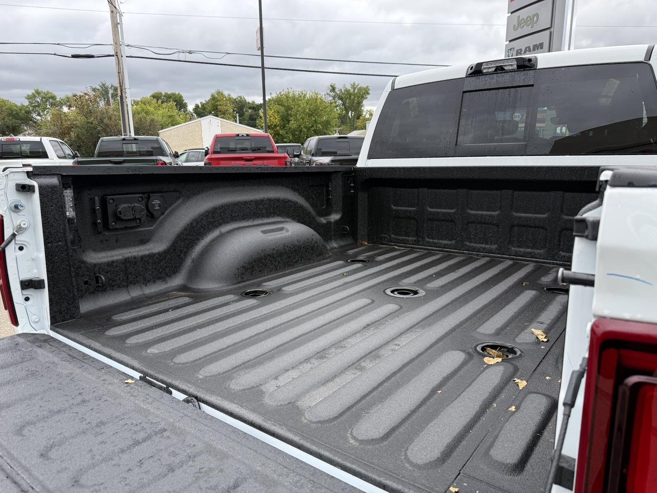 2027 Ram 3500 Laramie Night Edition Crew Cab 4x4 | Cummins Diesel | Black Leather | 12IN Touchscreen | NAV Redwater AB