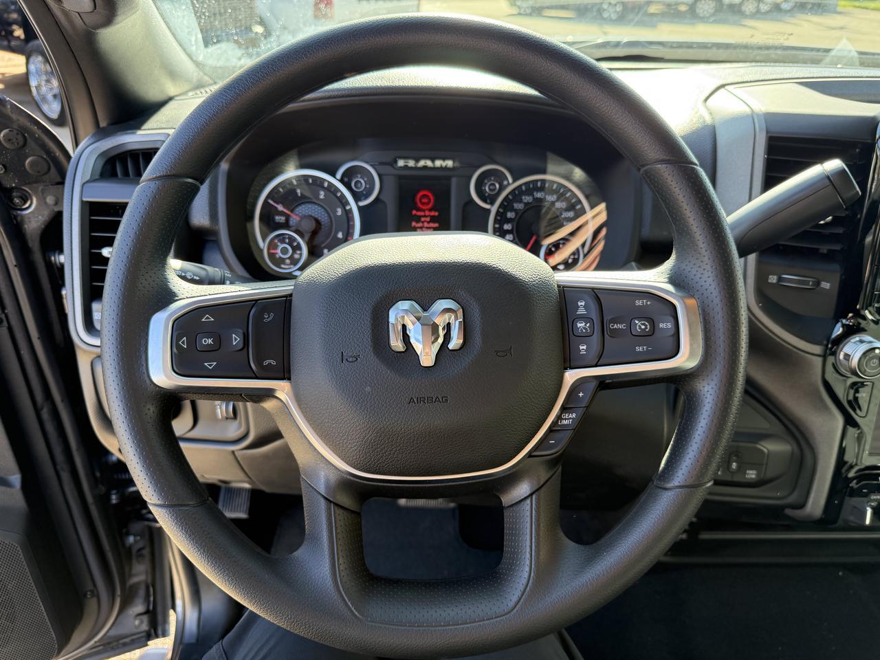 2027 Ram 3500 Tradesman Crew Cab 4x4 | Cummins Diesel | Granite Crystal | 12IN Display | NAV | 5th Wheel Prep Redwater AB