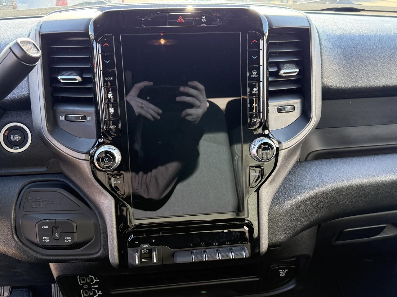 2027 Ram 3500 Tradesman Crew Cab 4x4 | Cummins Diesel | Granite Crystal | 12IN Display | NAV | 5th Wheel Prep Redwater AB