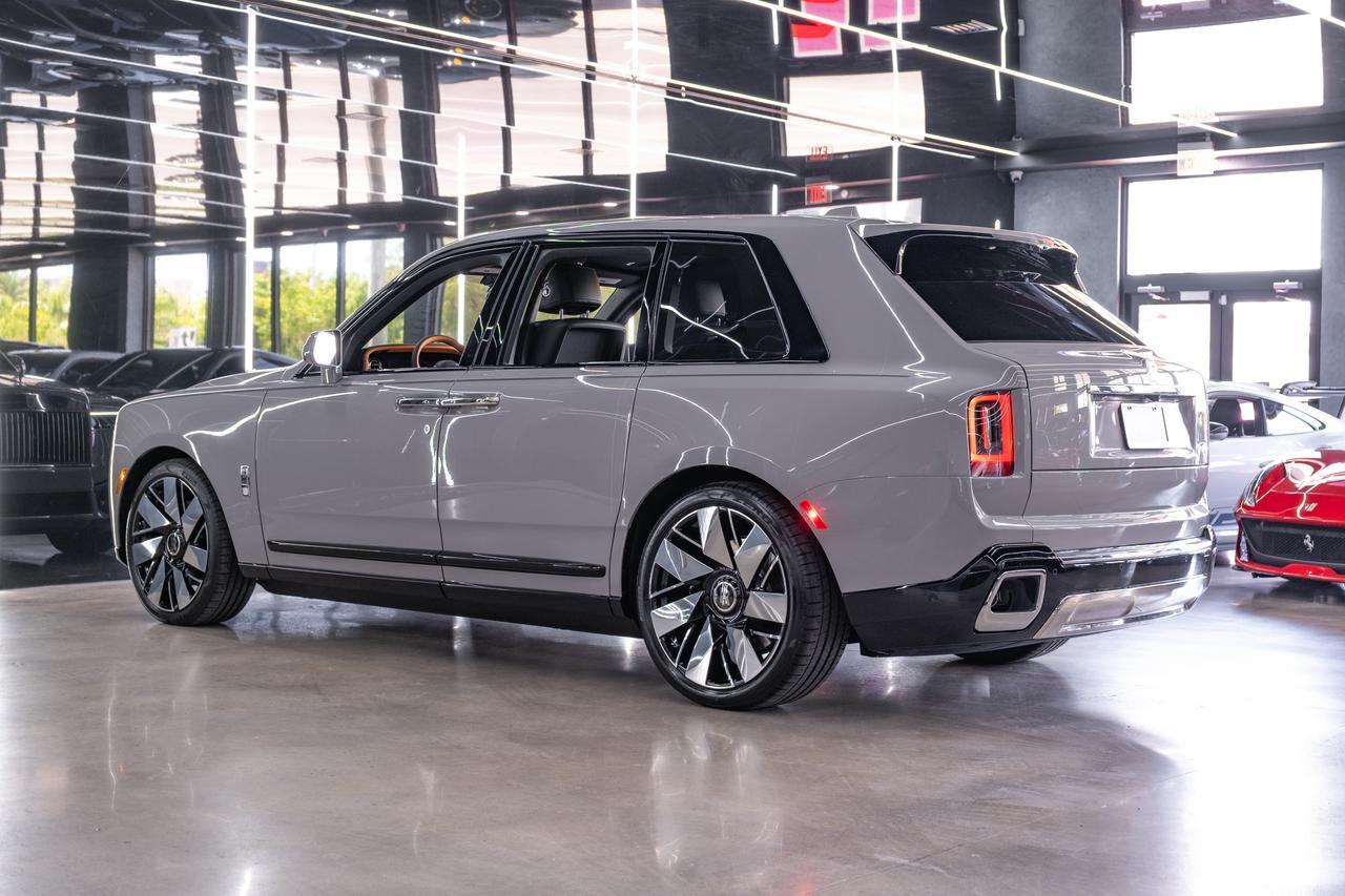 2027 Rolls-Royce Cullinan Base Miami FL