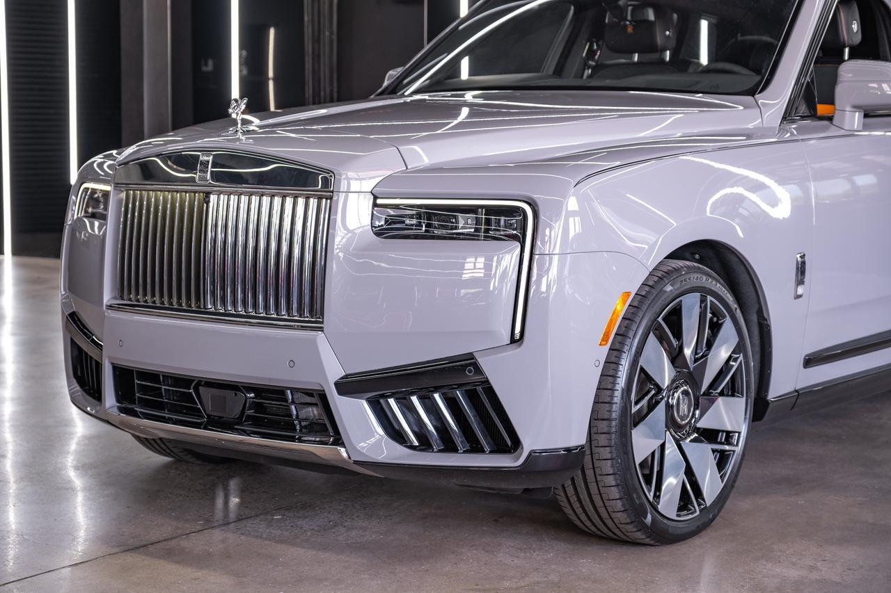 2027 Rolls-Royce Cullinan Base Miami FL