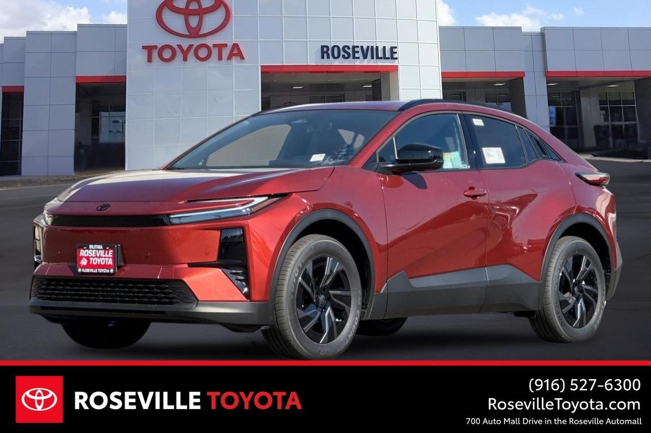 2027 Toyota C-HR SE