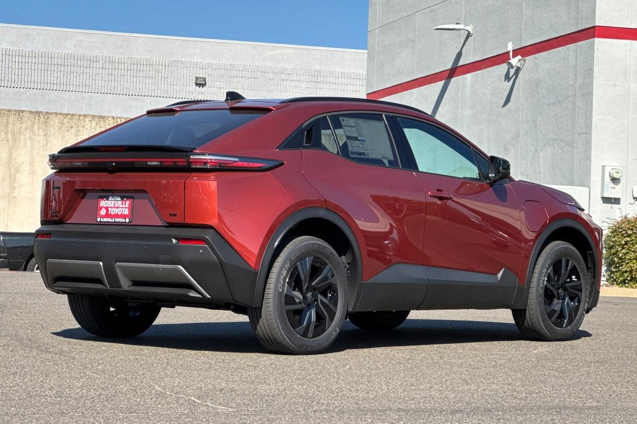 2027 Toyota C-HR SE Roseville CA