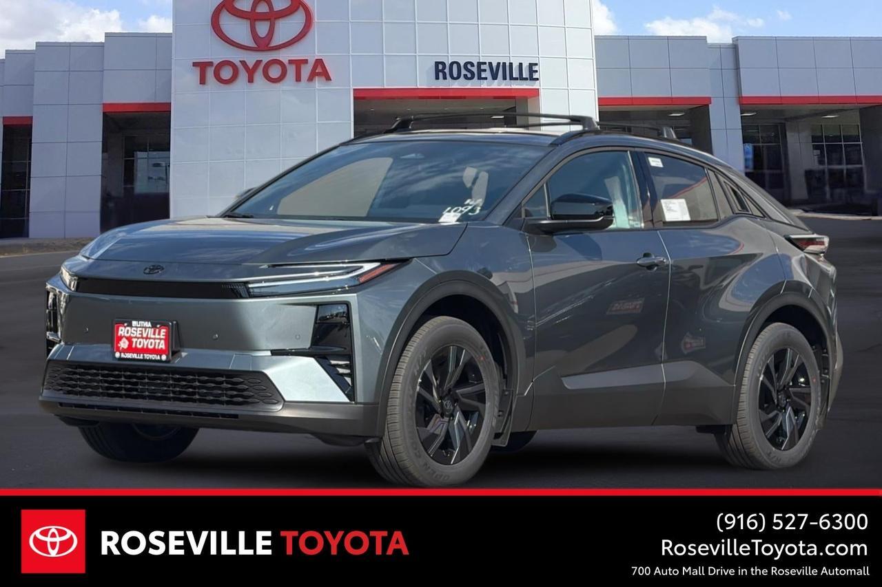 2027 Toyota C-HR SE