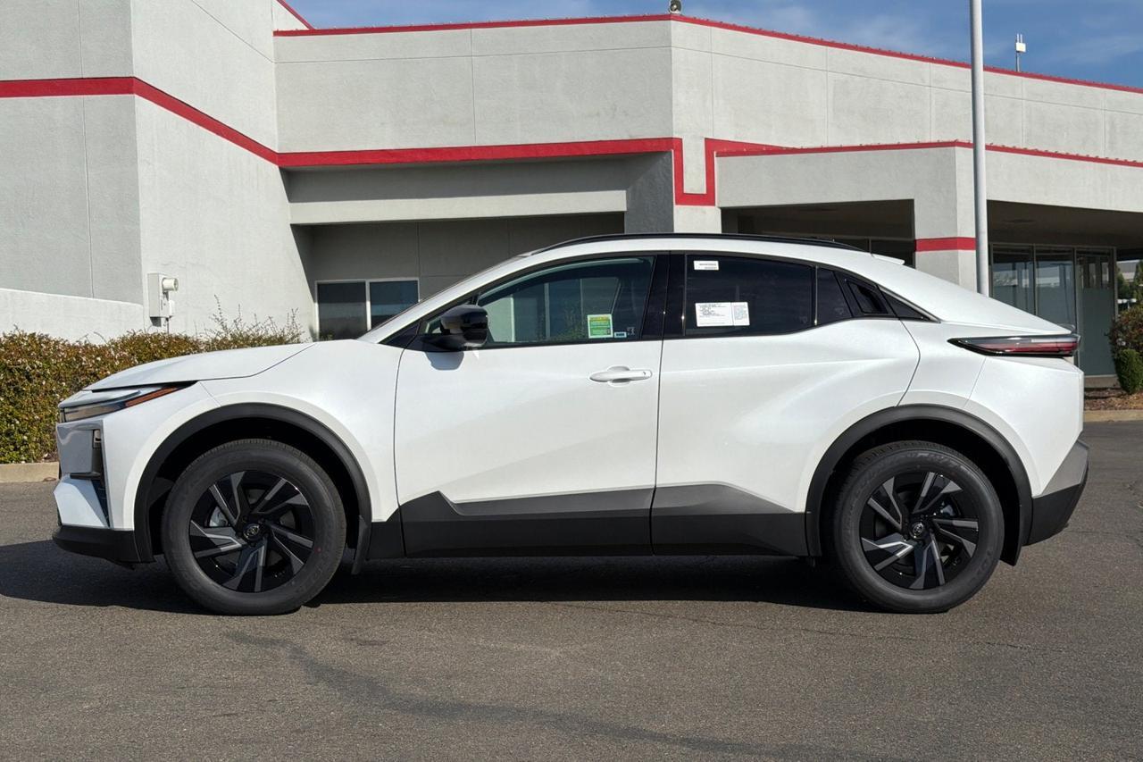 2027 Toyota C-HR SE Roseville CA
