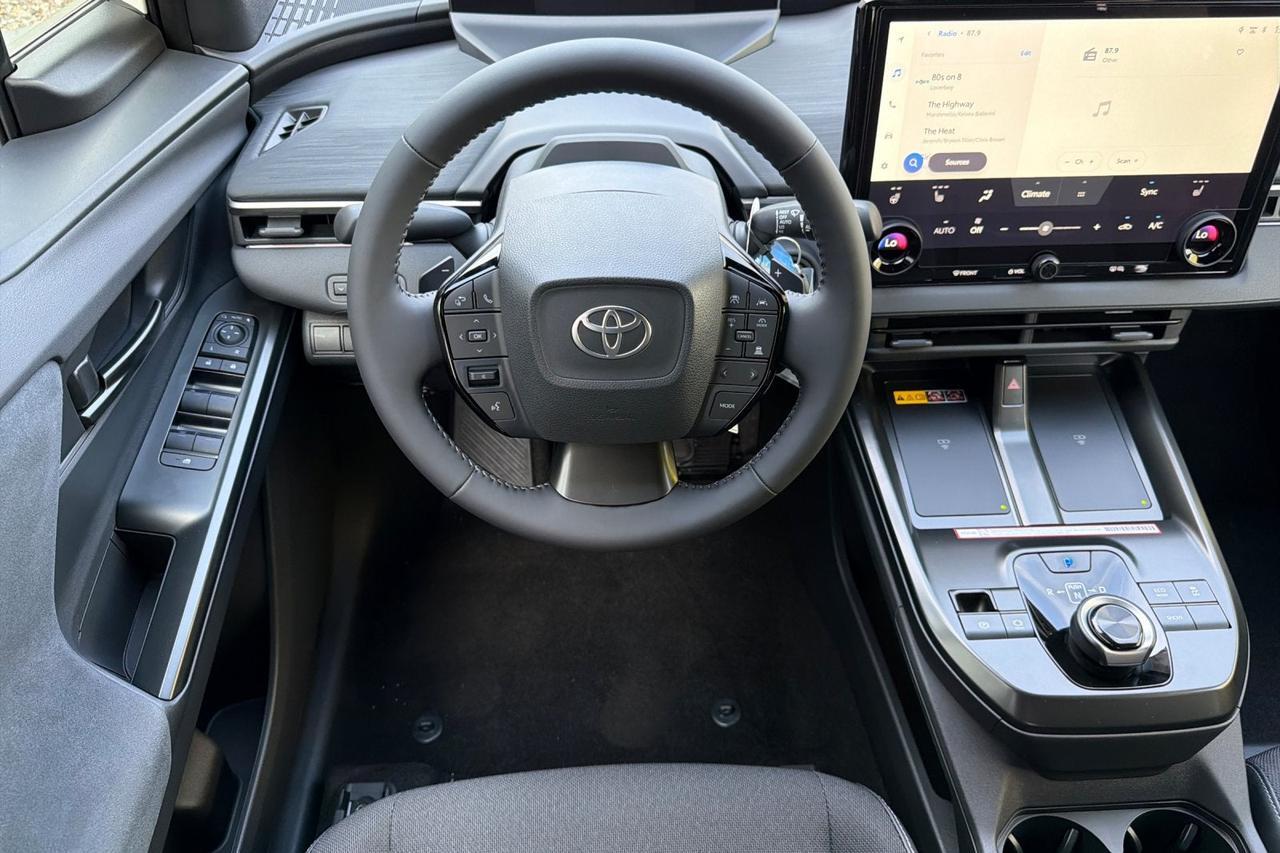 2027 Toyota C-HR SE Roseville CA