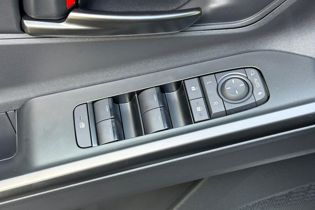 2027 Toyota C-HR SE Roseville CA